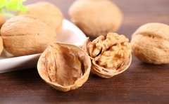 冬季牛皮癣患者的养生之道 临沂的牛皮癣医生：少吃咸多吃苦