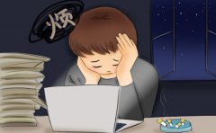 银屑病病情连累心情？临沂的银屑病医院：小心「情感难言症」上身