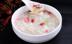 早晨喝粥养胃 临沂的牛皮癣医院:生冷不宜于患者养生