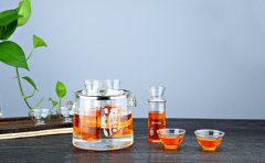 皮肤有牛皮癣可以饮用药酒吗 喝不对让皮损加重